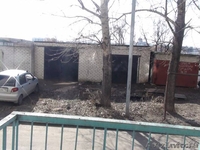 Продаю участок, капитальные кирпичные гаражи с погребами, ямами и воротами. - Изображение #1, Объявление #658474