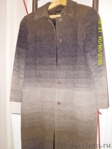 продам женское демисезонное  пальто,производство Италия,размер 46-48 - Изображение #1, Объявление #62184