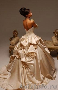Продам срочно свадебное платье королевского стиля!!! - Изображение #2, Объявление #669278